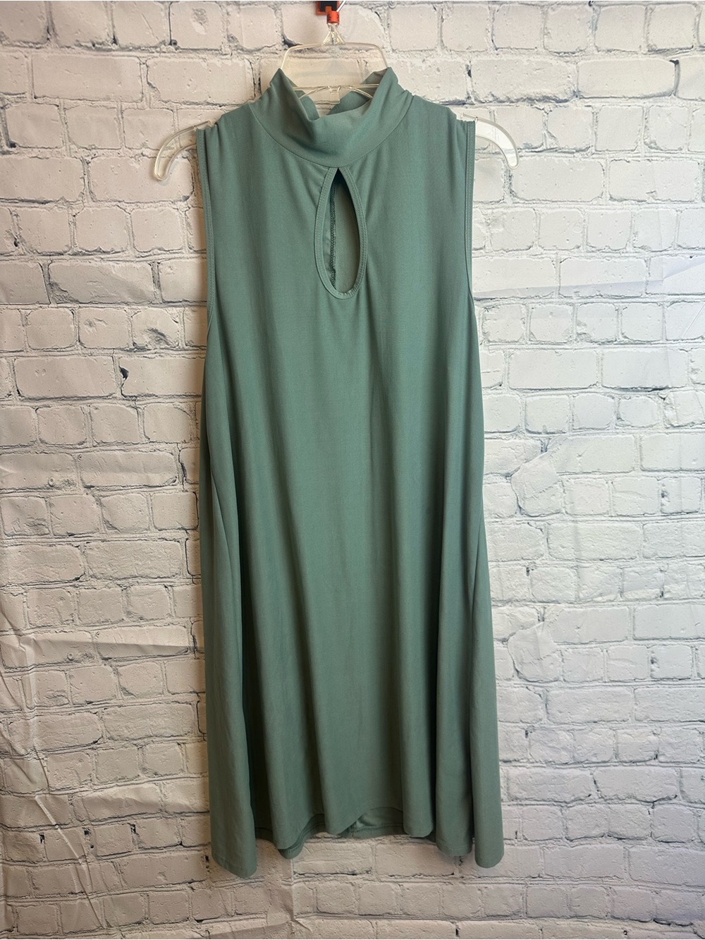 BeBop Sleeveless Keyhole Midi Dress in Sage Green
